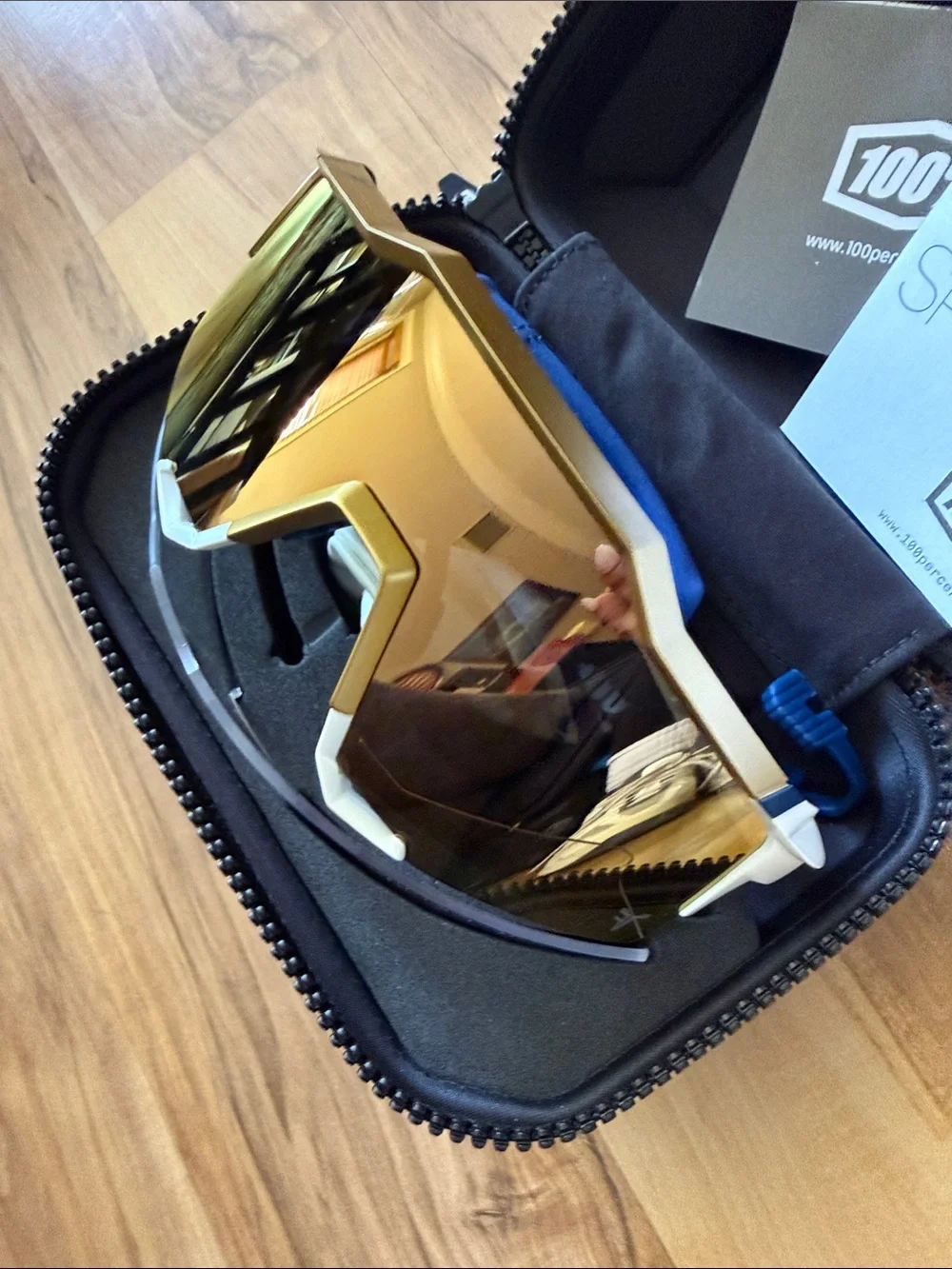 100 Percent Speedcraft Fernando Tatis Jr. Sunglasses in Gold and White - Picture 2 of 9